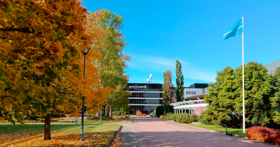 Salon-IoT-yrityscampuksen-pääsisäänkäynti