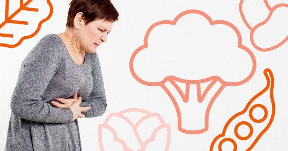Nainen-kärsii-vatsakivuista-ummetuksesta